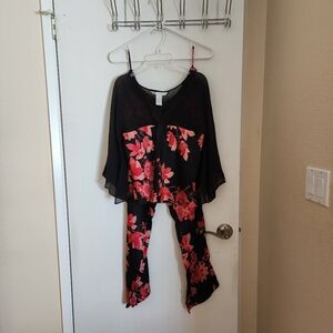 August Silk In timates Lady Pajama Set.